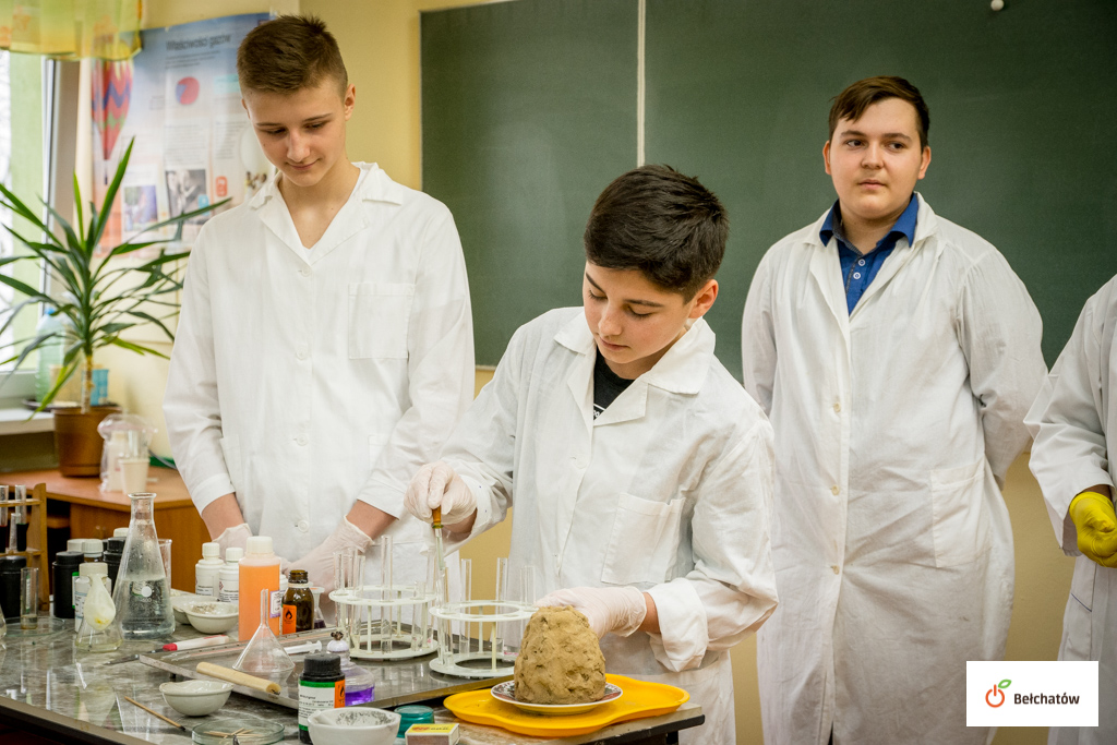 Mickiewicz stawia na innowacje edukacyjne, sport i integrację
