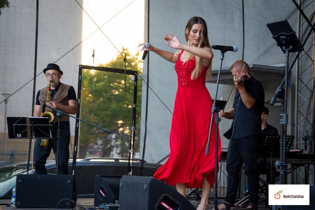 Podczas koncertu Izabela Szafrańska wykonała utworzy ze swojej najnowszej płyty